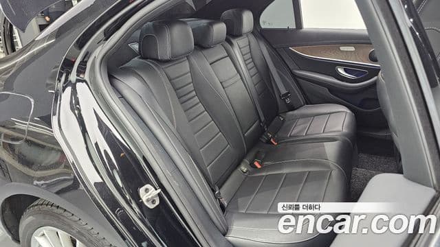 Mercedes-Benz E-класс W213 Exclusive, 2022 12