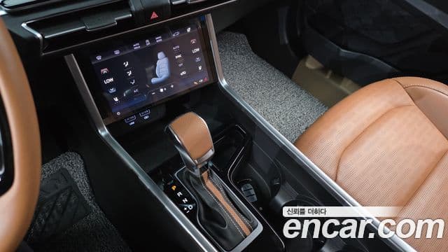 KG모빌리티(SsangYong) Torres Black Edition, 2024 9