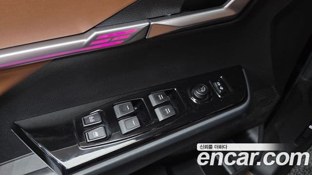 KG모빌리티(SsangYong) Torres Black Edition, 2024 17