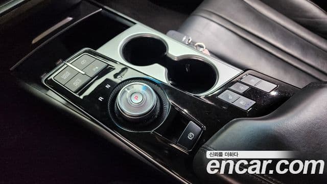 Kia K8 гибрид Noblesse Light, 2022 9