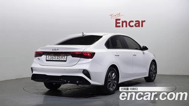 Kia The / новый New K3 2세대 Trendy, 2022 2