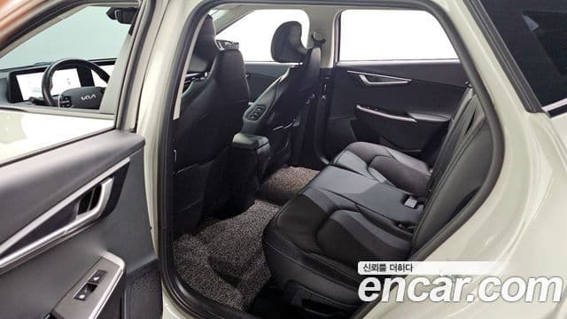 Kia EV6 Air, 2022 11