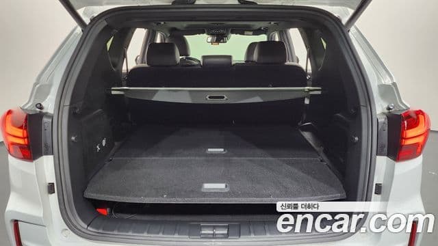 KG모빌리티(SsangYong) All New Rexton The / новый чёрный, 2021 20