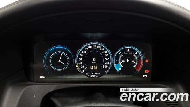 Jaguar XF (X260) 30d Portfolio, 2017 8