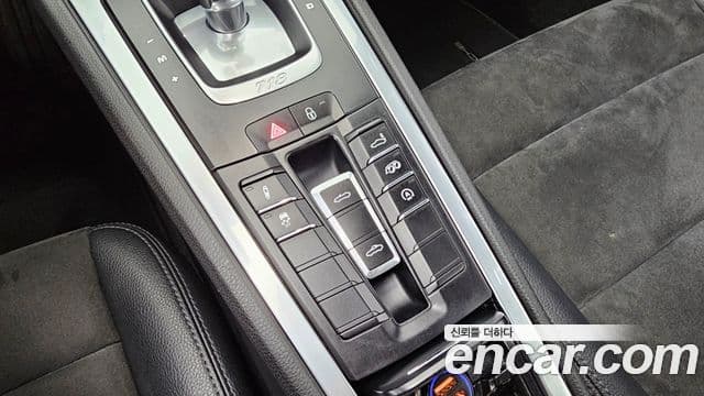 Porsche 718 Boxster, 2017 9