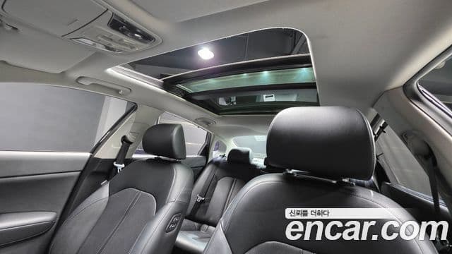 Kia K5 2세대 Noblesse Special, 2016 11