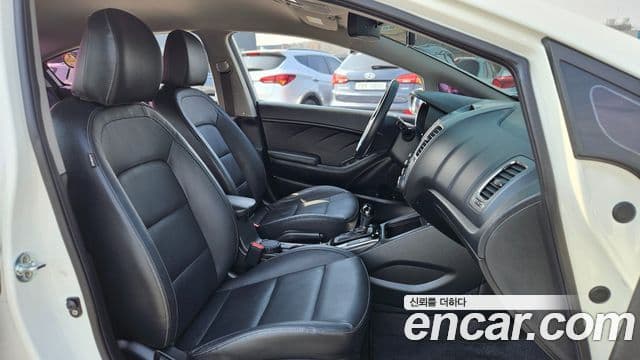 Kia The / новый New K3 Prestige, 2017 10