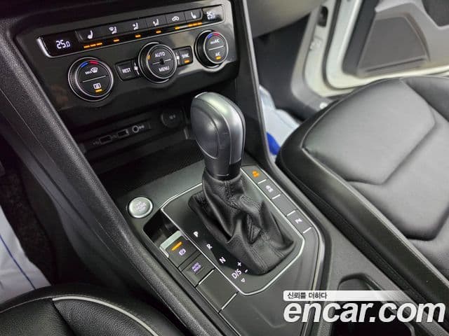 Volkswagen Tiguan 2세대 Premium, 2020 9