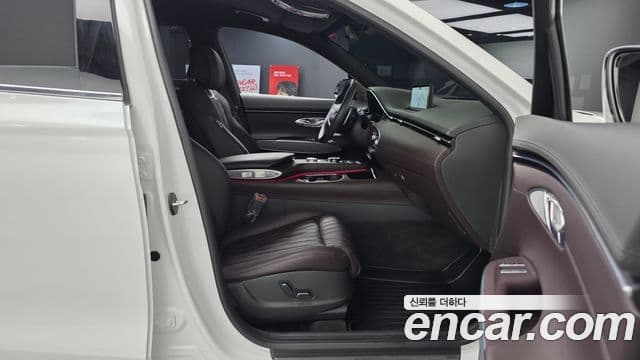 Genesis GV70, 2023 11