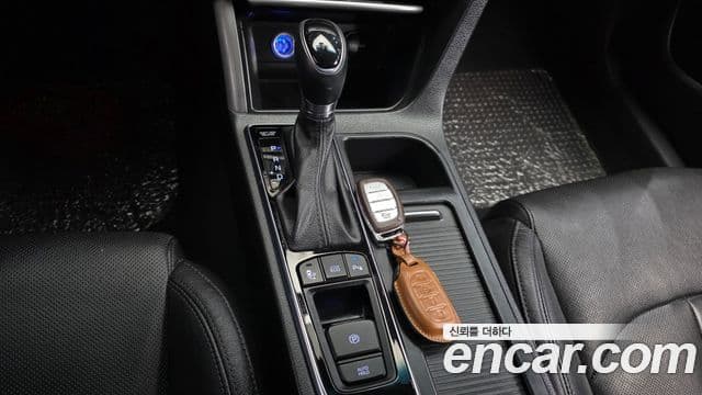 Hyundai LF Sonata LPI Modern(для людей с инвалидностью), 2015 9