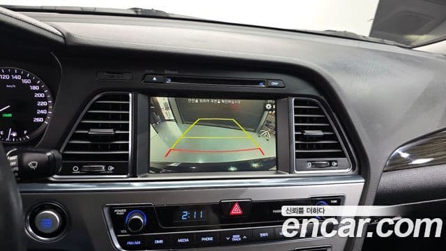 Hyundai LF Sonata LPI Modern(для людей с инвалидностью), 2015 14