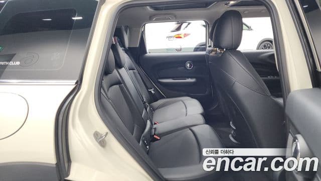 Mini Cooper 클럽맨 2세대, 2018 12