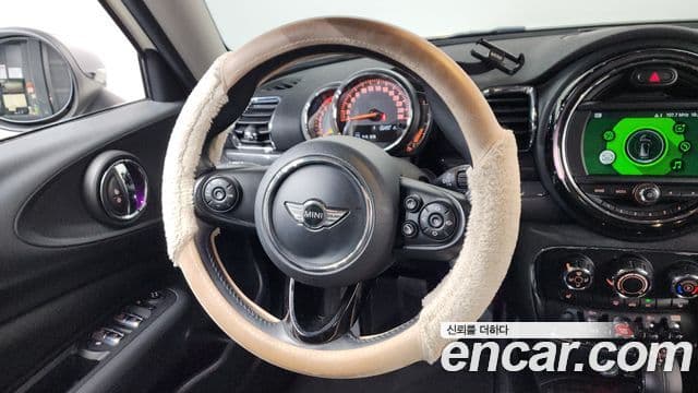 Mini Cooper 클럽맨 2세대, 2018 13