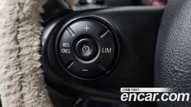 Mini Cooper 클럽맨 2세대, 2018 14