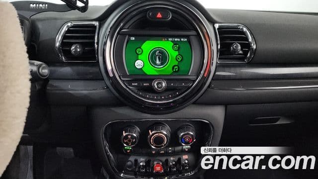 Mini Cooper 클럽맨 2세대, 2018 16