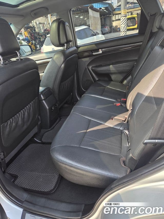 Kia Sorento R топовая версия, 2011 14