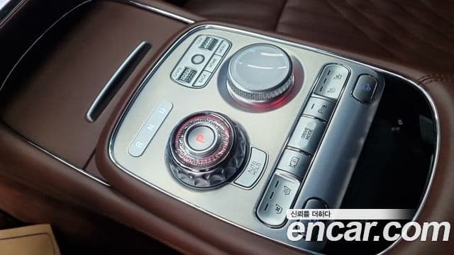 Genesis G90 (RS4) бензин 3.5 турбо AWD, 2023 9