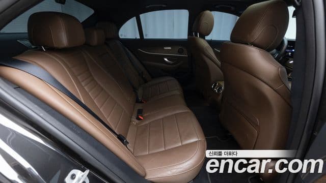 Mercedes-Benz E-класс W213 Exclusive, 2021 11