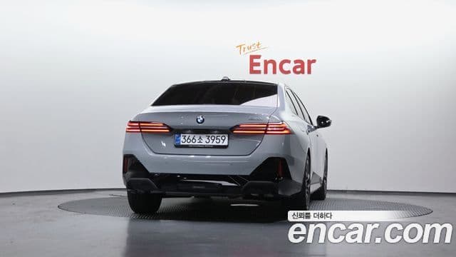 BMW 5시리즈 (G60) 520i M Sport, 2025 4
