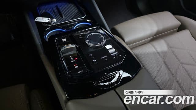 BMW 5시리즈 (G60) 520i M Sport, 2025 9