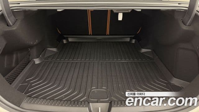 Mercedes-Benz E-класс W214 Exclusive, 2026 12