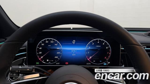 Mercedes-Benz E-класс W214 Exclusive, 2026 14