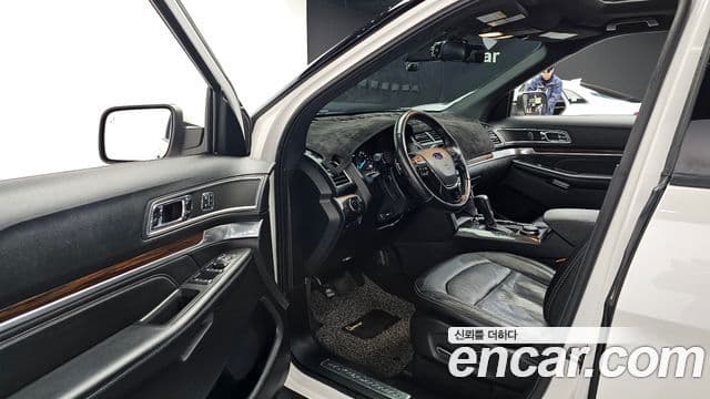 Ford Explorer 5세대, 2017 9