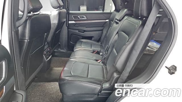 Ford Explorer 5세대, 2017 10