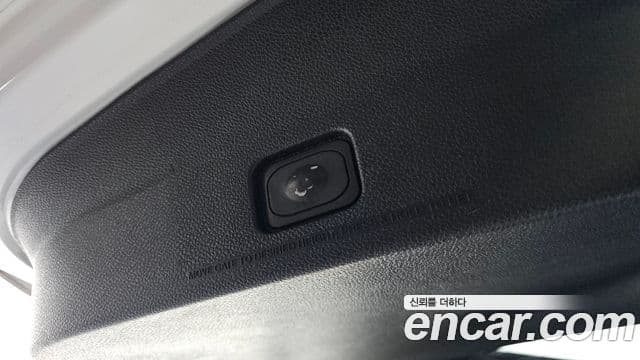 Ford Explorer 5세대, 2017 20