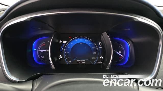 Renault Korea(Samsung) SM6 2.0 LPe LE (для людей с инвалидностью), 2017 8