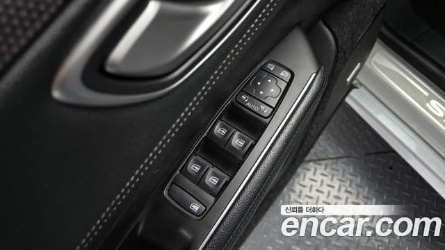 Renault Korea(Samsung) SM6 2.0 LPe LE (для людей с инвалидностью), 2017 19