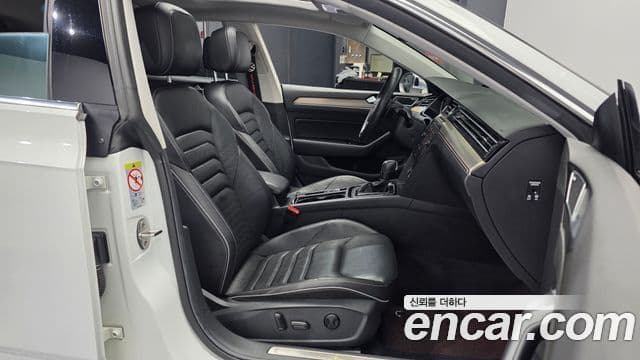 Volkswagen 아테온 2.0 TDI Prestige 4모션, 2020 11