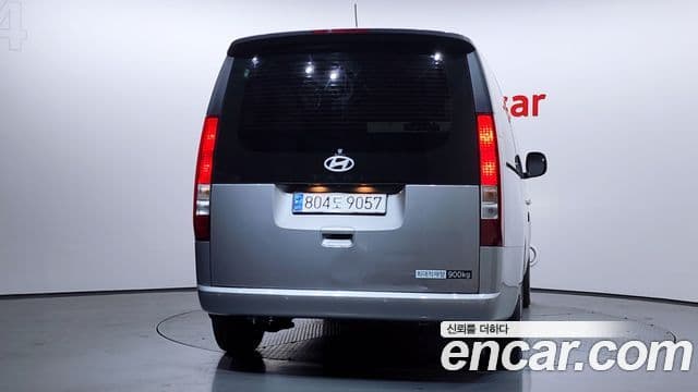 Hyundai Staria Modern, 2025 4