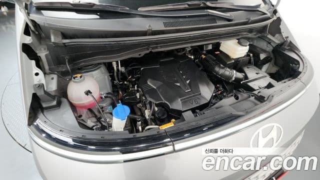 Hyundai Staria Modern, 2025 6