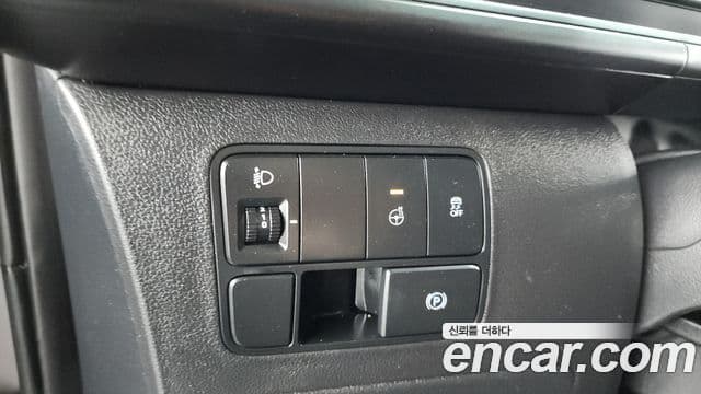 Hyundai Staria Modern, 2025 14