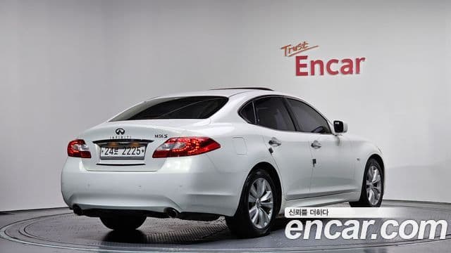 Infiniti M37 Y51, 2011 2