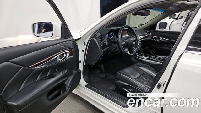 Infiniti M37 Y51, 2011 10