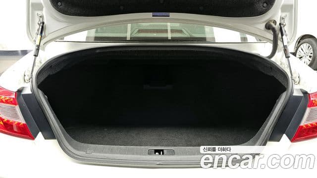 Infiniti M37 Y51, 2011 20