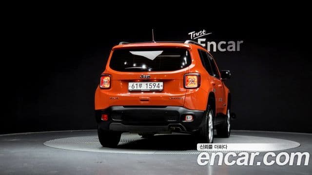 Jeep Renegade 2.4 Limited AWD, 2019 4