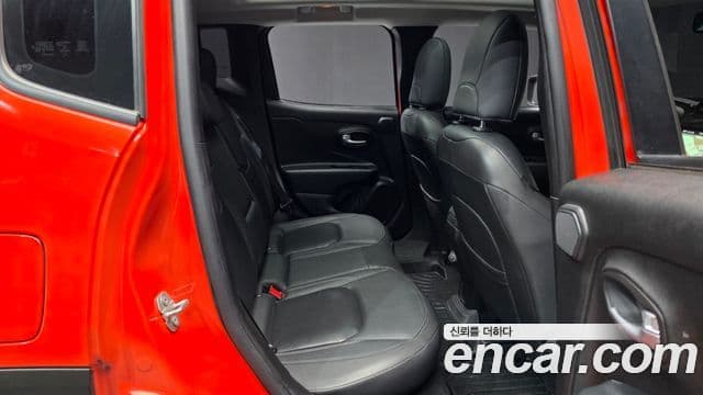 Jeep Renegade 2.4 Limited AWD, 2019 12