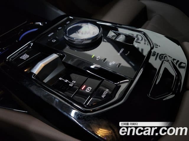 BMW 5시리즈 (G60) 523d M Sport, 2025 8