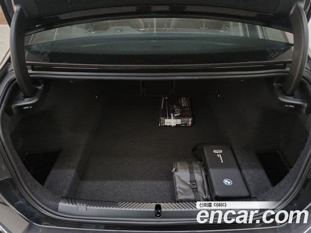 BMW 5시리즈 (G60) 523d M Sport, 2025 11