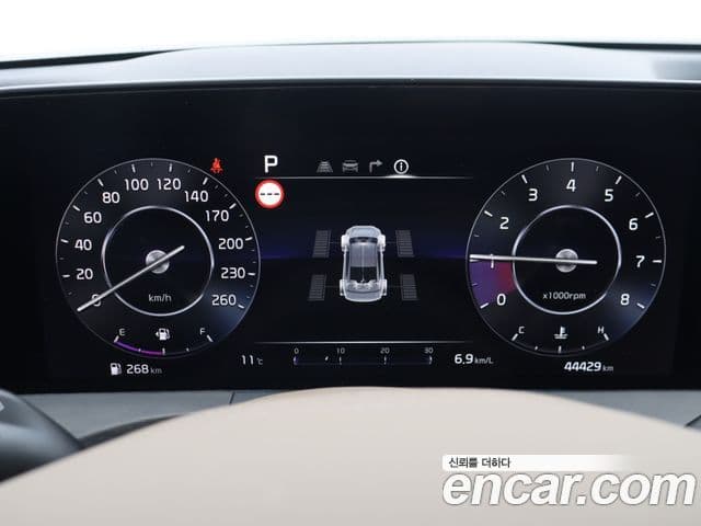 Kia K8 Platinum, 2023 9