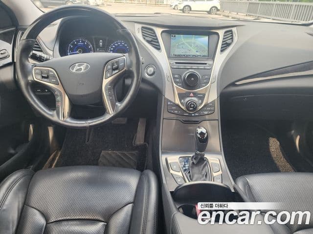 Hyundai Grandeur HG Modern, 2013 8