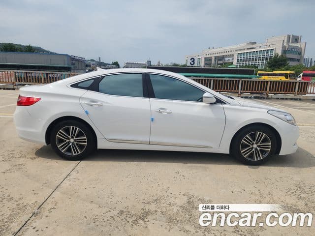 Hyundai Grandeur HG Modern, 2013 17
