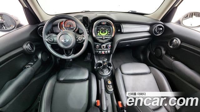 Mini Cooper D 3세대, 2018 7