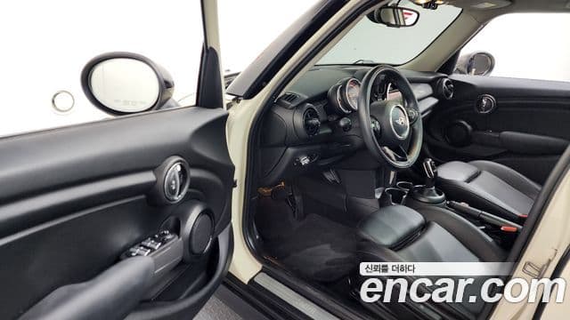 Mini Cooper D 3세대, 2018 10