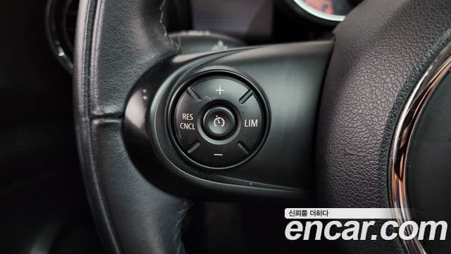 Mini Cooper D 3세대, 2018 17