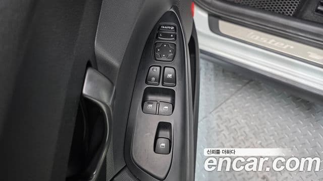 Hyundai Veloster (JS) Core, 2019 14