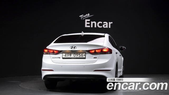 Hyundai Avante AD Modern, 2016 4